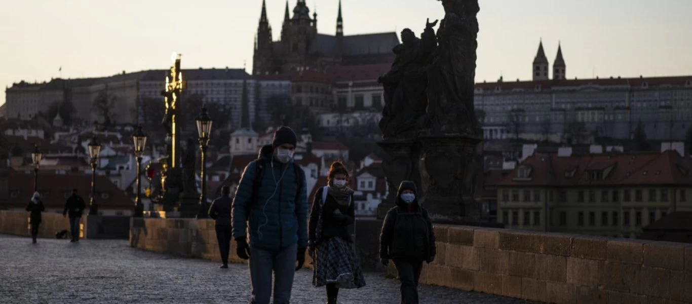 Τσεχία: Οι βουλευτές απορρίπτουν το αίτημα της κυβέρνησης για νέο lockdown